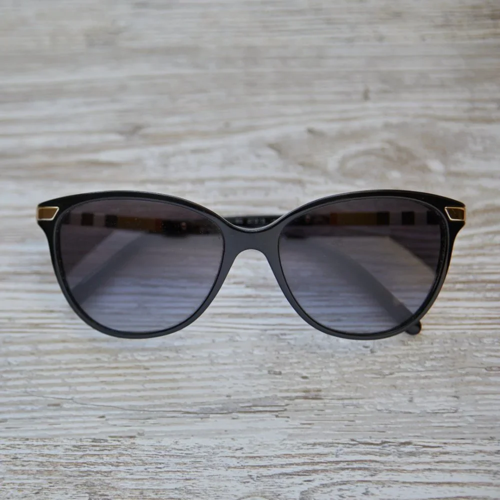 Burberry Cat Eye Sunglasses in Black | UV + Polarized Gradient Lenses - Picture 6 of 10